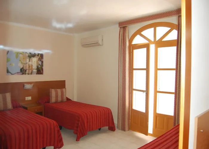 Marazul Hostal Nerja