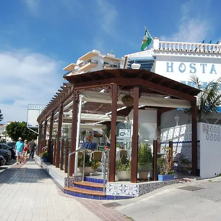 Hostel Marazul *